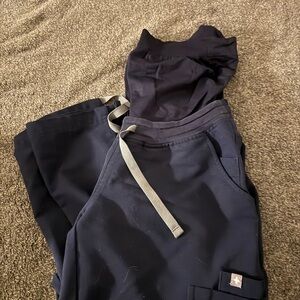 Figs maternity scrubs pants. Xxs. Navy